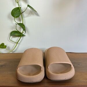 Steve Madden Slides - Nude: Size 7